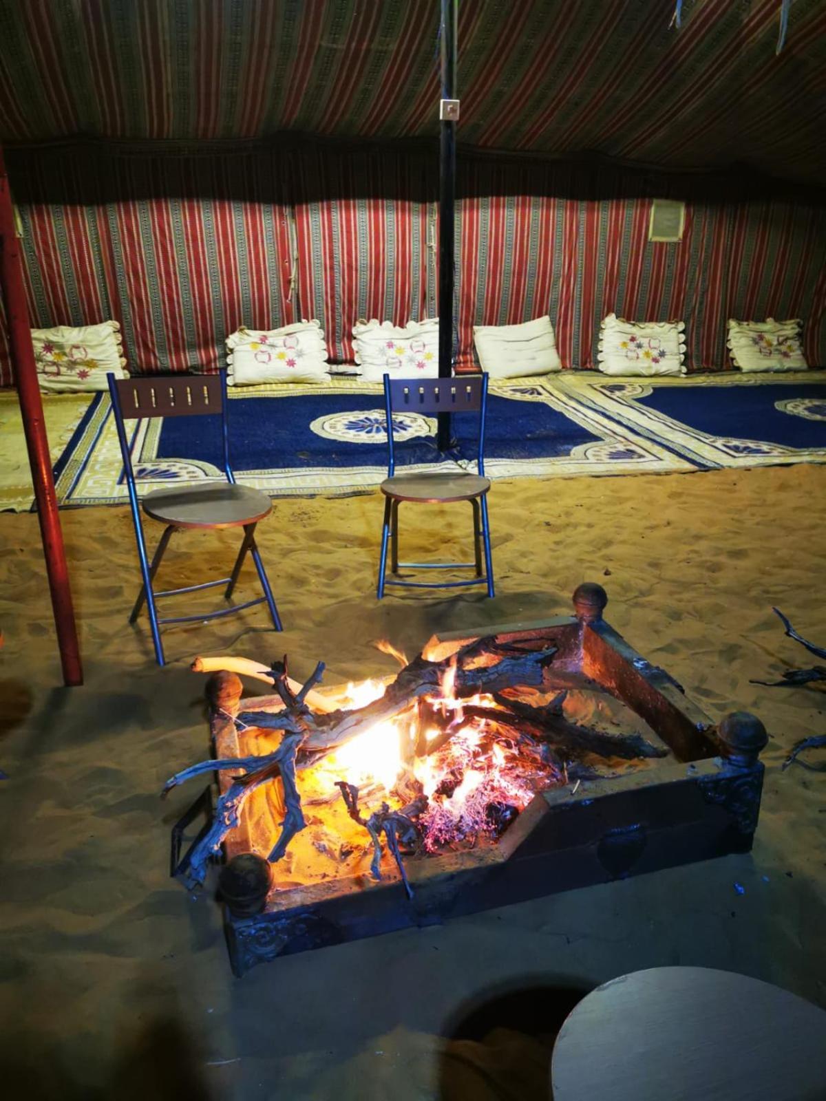 Bedouin Nights Camp Hotell Al Wāşil Rum bild